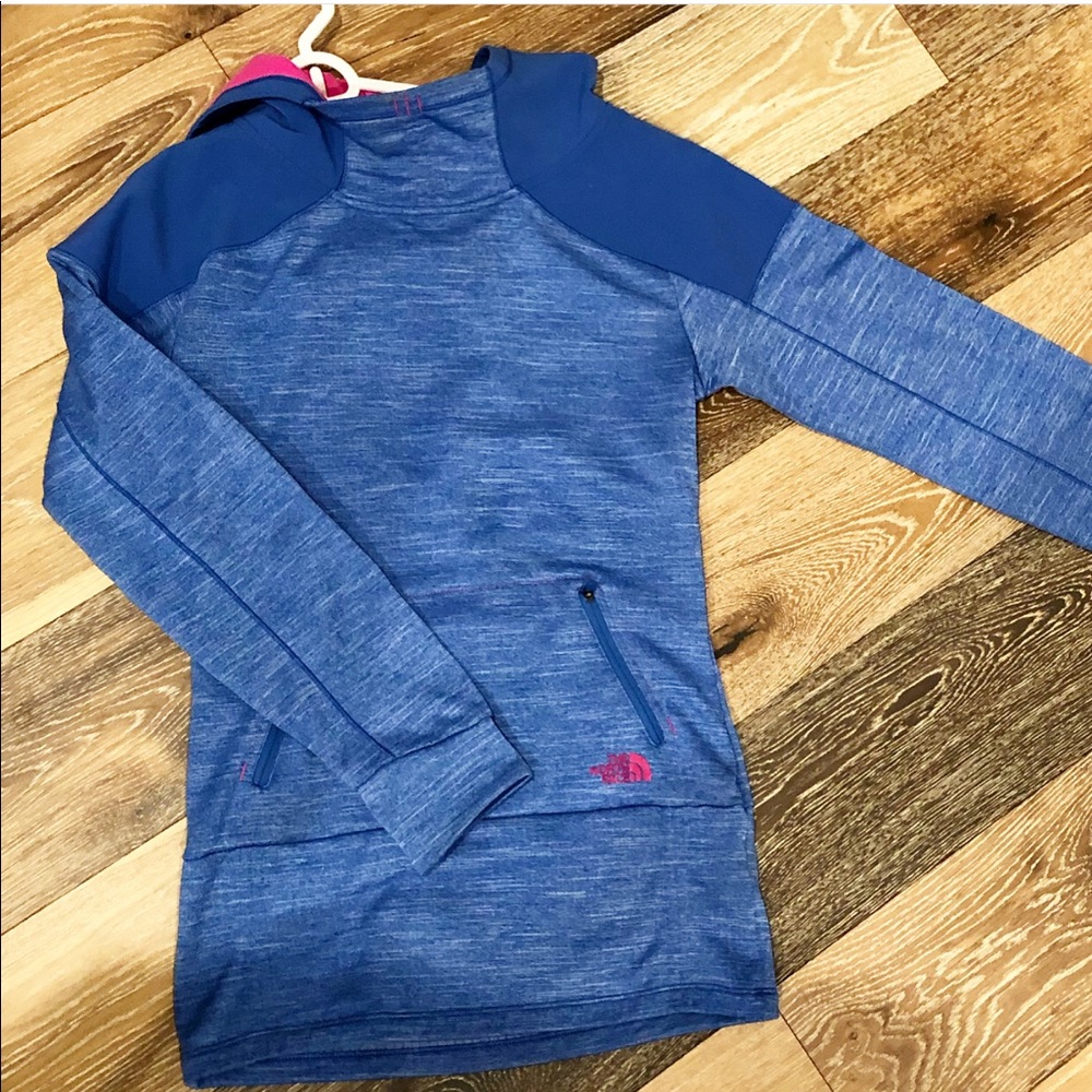 EUC NORTH FACE SWEATSHIRT